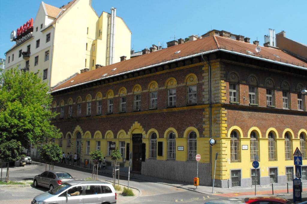 Season Hostel 2 Boedapest Buitenkant foto